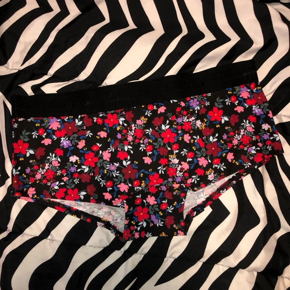 Victoria’s Secret PINK XL Boyshorts, New With Tags